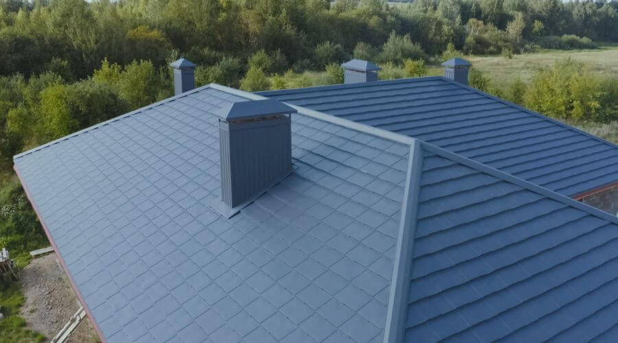 Professional gutter cleaning in Mendon, OH